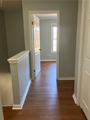2225 N Wolfsnare DR, Virginia Beach, VA 23454