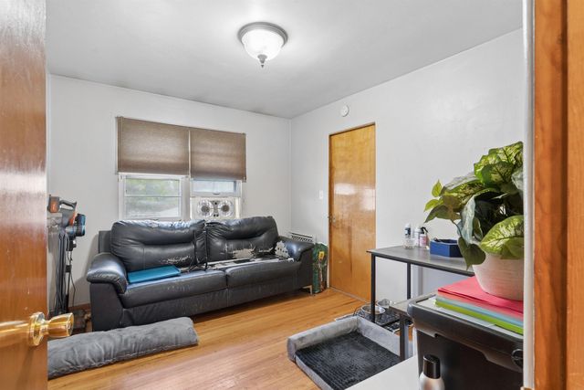 1215 W 1st Street, Cedar Falls, IA 50613