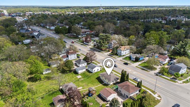 1215 W 1st Street, Cedar Falls, IA 50613