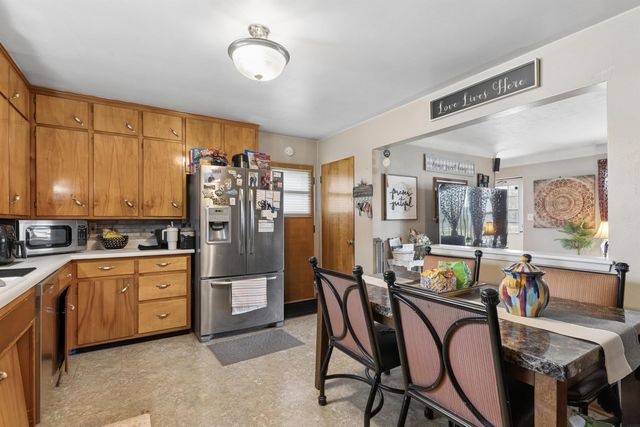 1215 W 1st Street, Cedar Falls, IA 50613