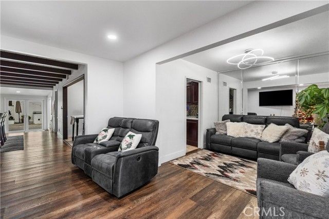 9287 Muller, Downey, CA 90241