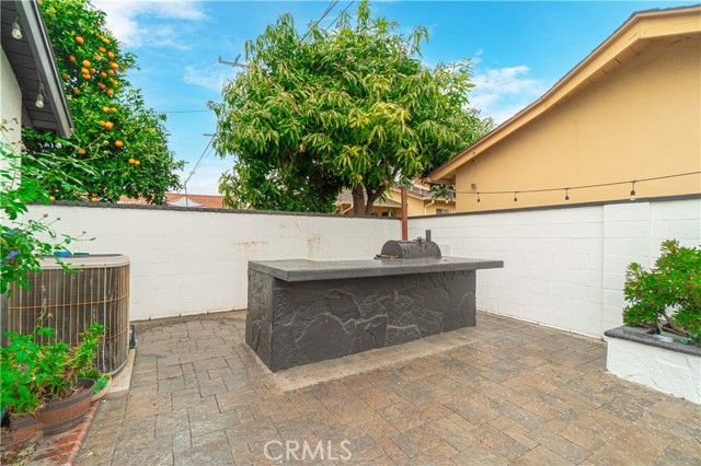 9287 Muller, Downey, CA 90241