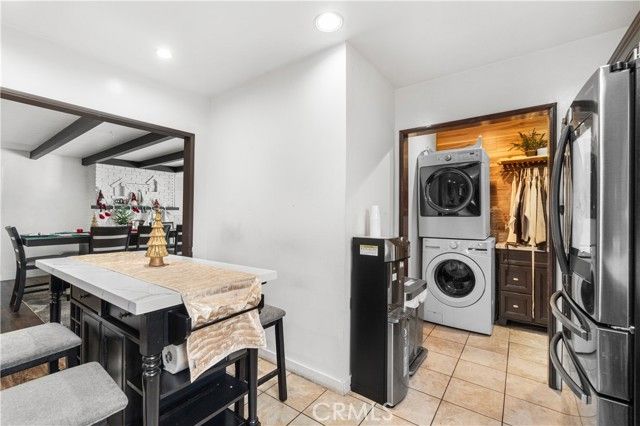 9287 Muller, Downey, CA 90241