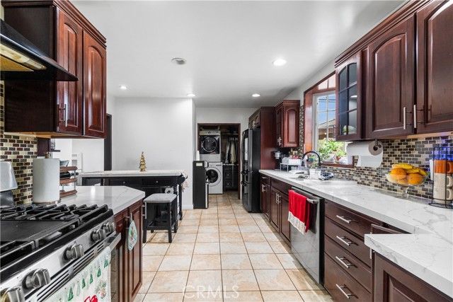 9287 Muller, Downey, CA 90241