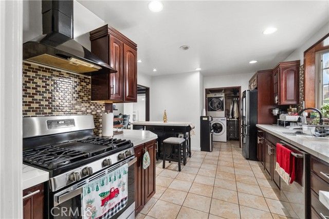 9287 Muller, Downey, CA 90241