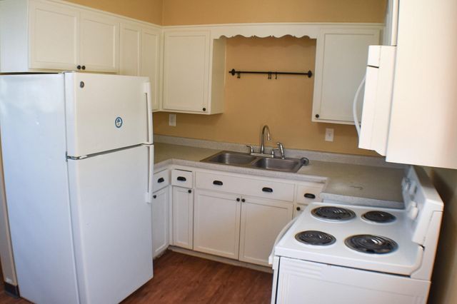 1011 19th Street S, Moorhead, MN 56560