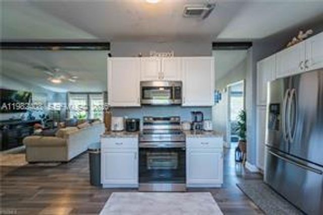 4018 Caloosa Loop, La Belle, FL 33935