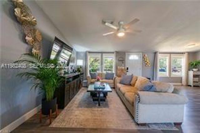 4018 Caloosa Loop, La Belle, FL 33935