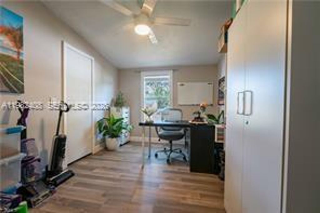 Image 15 of property listing at 4018 Caloosa Loop, La Belle, FL 33935