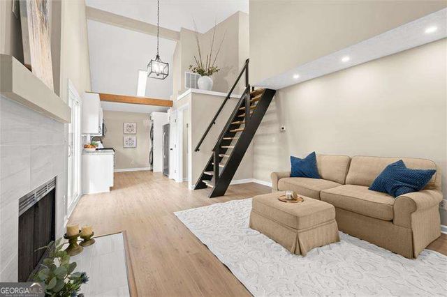 1914 Brittania Circle, Woodstock, GA 30188