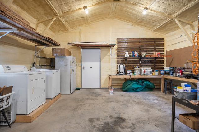 8049 Lakeview Drive, Quinlan, TX 75474