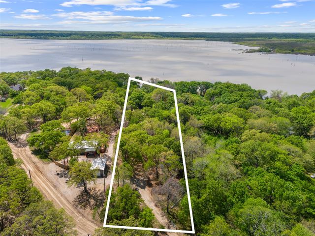 8049 Lakeview Drive, Quinlan, TX 75474