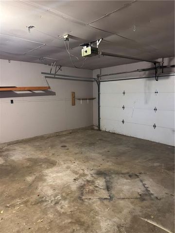 8808 E 58th Terrace, Raytown, MO 64133