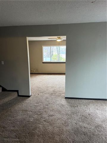 8808 E 58th Terrace, Raytown, MO 64133