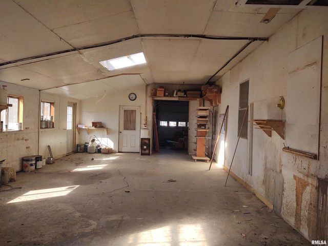 425 PIONEER Lane, Vienna, IL 62995