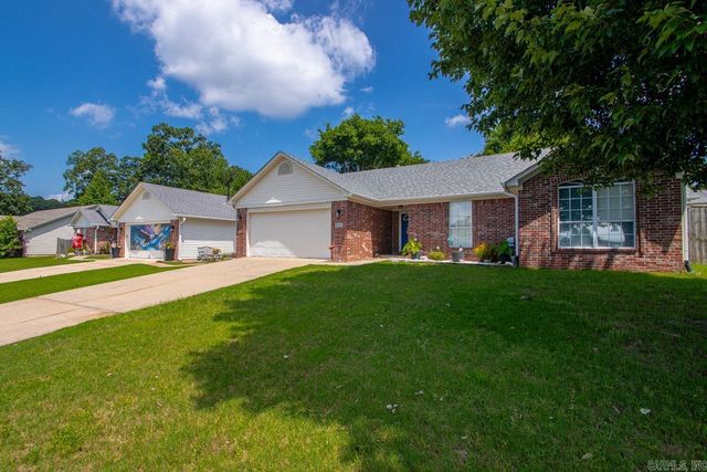 900 Elkhart Loop, Bryant, AR 72022
