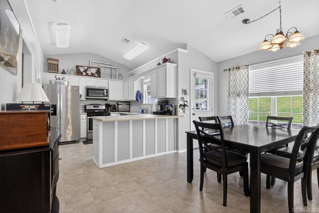 900 Elkhart Loop, Bryant, AR 72022