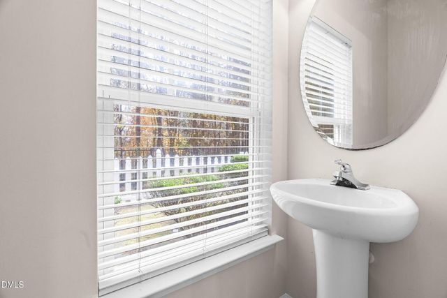 11710 Coppergate Drive 111, Raleigh, NC 27614