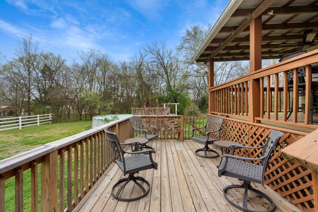 15541 Cainsville Rd, Milton, TN 37118