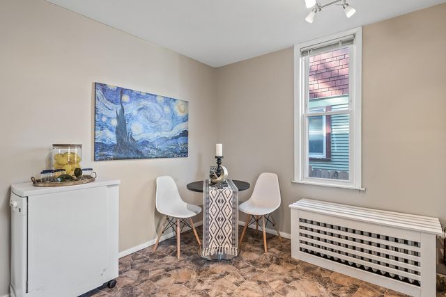 609 Jessamine Avenue E, Saint Paul, MN 55130