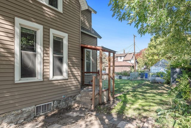 609 Jessamine Avenue E, Saint Paul, MN 55130
