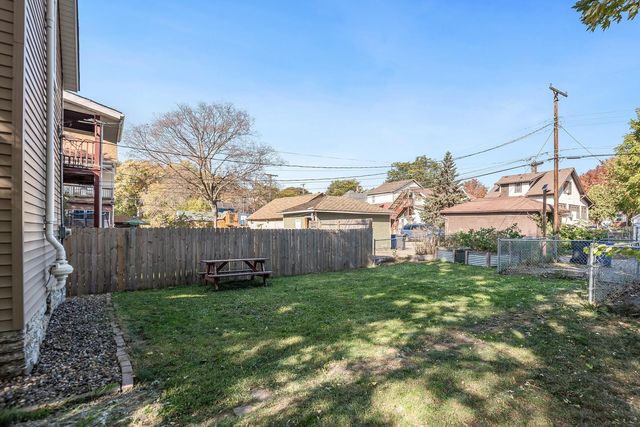 609 Jessamine Avenue E, Saint Paul, MN 55130