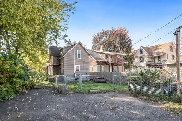 609 Jessamine Avenue E, Saint Paul, MN 55130