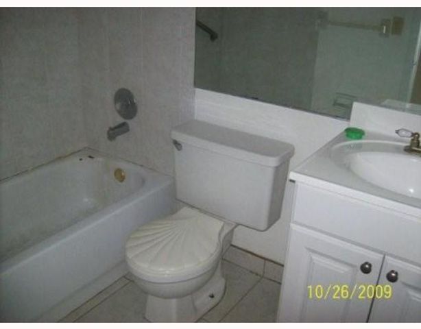 8604 NW 35th Street 103, Coral Springs, FL 33065