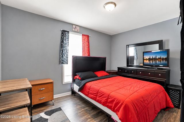 1664 Hale Ave, Louisville, KY 40210