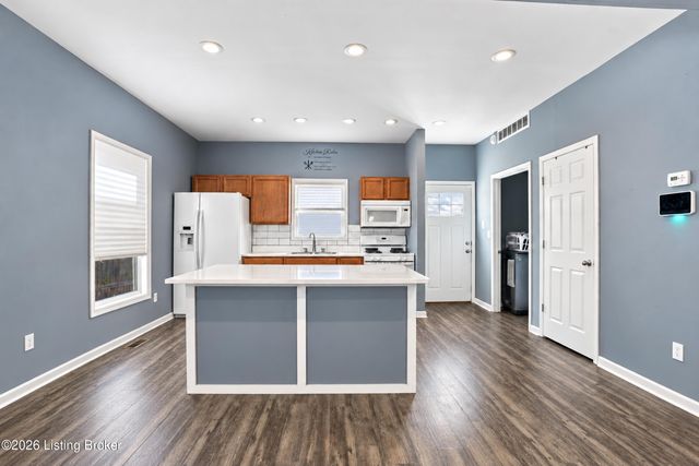 1664 Hale Ave, Louisville, KY 40210