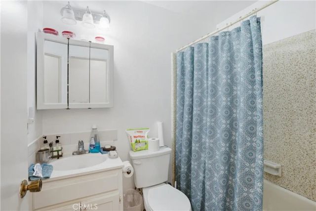 5943 Benner, Los Angeles, CA 90042