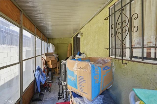 5943 Benner, Los Angeles, CA 90042