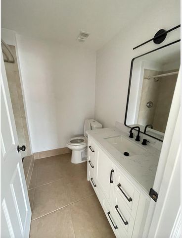 720 Cypress Lane F9, Deerfield Beach, FL 33064