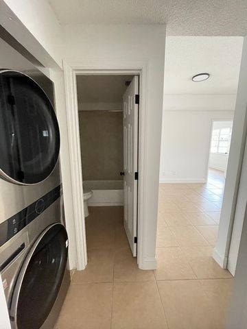 720 Cypress Lane F9, Deerfield Beach, FL 33064