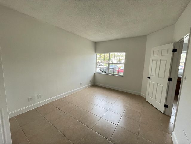 720 Cypress Lane F9, Deerfield Beach, FL 33064