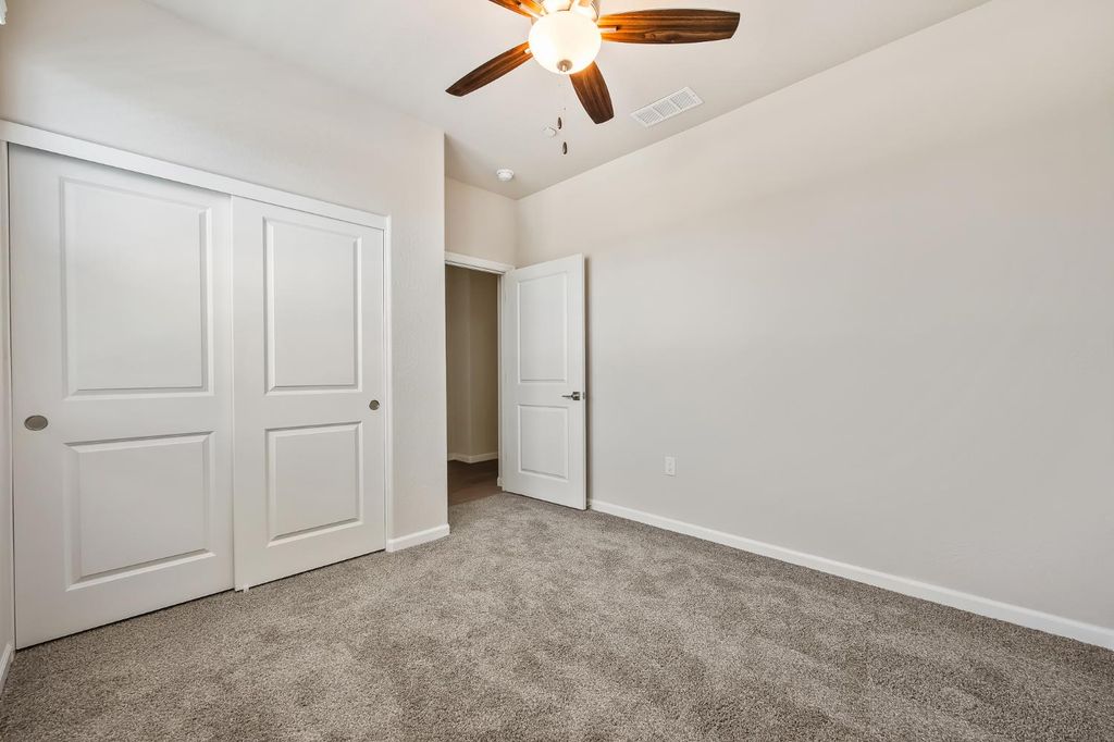Image 10 of property listing at 4182 N Tisha Avenue, Fresno, CA 93723