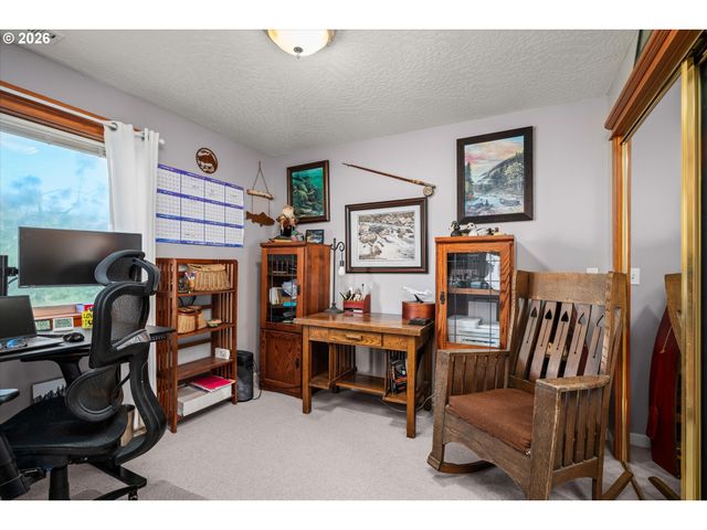 2309 35TH St, Springfield, OR 97477