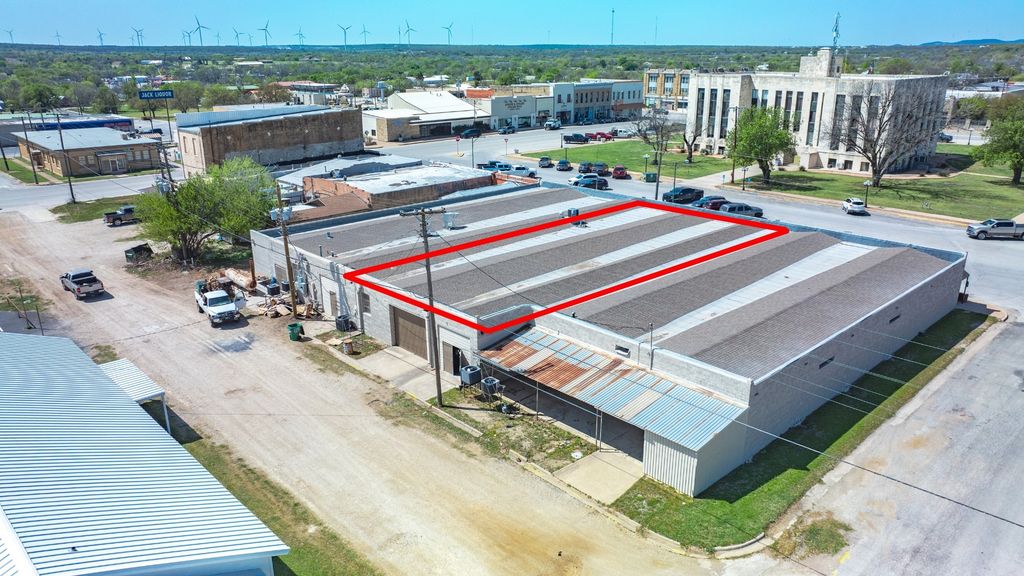 126 N Church Street, Jacksboro, TX 76458