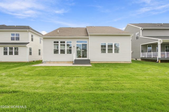 55 Mitchell Court, Manalapan, NJ 07726
