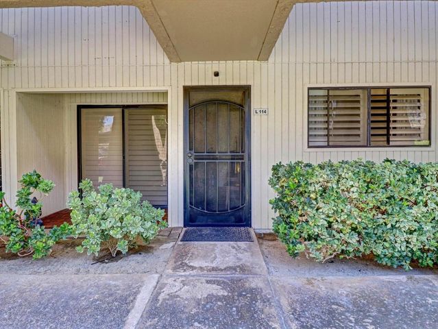 701 Los Felices Circle W 114, Palm Springs, CA 92262