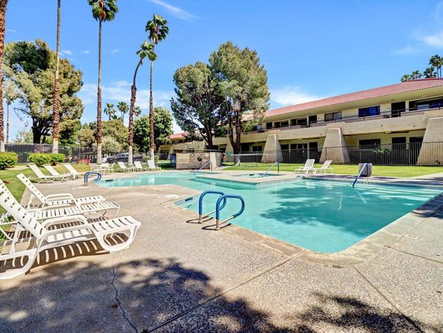 701 Los Felices Circle W 114, Palm Springs, CA 92262