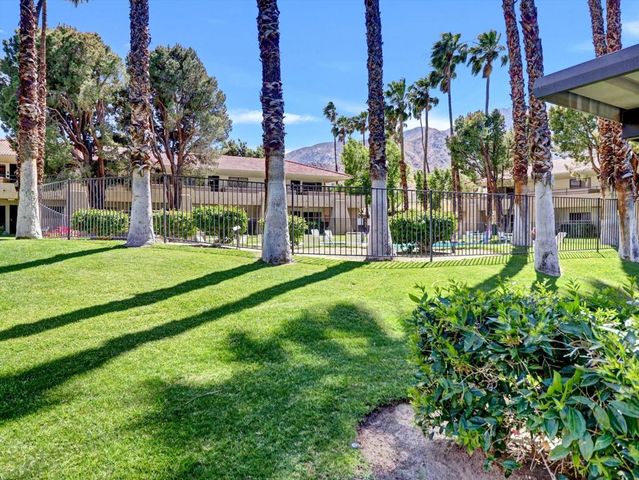 701 Los Felices Circle W 114, Palm Springs, CA 92262
