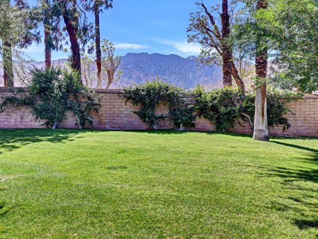 701 Los Felices Circle W 114, Palm Springs, CA 92262