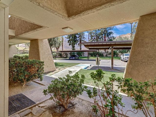 701 Los Felices Circle W 114, Palm Springs, CA 92262