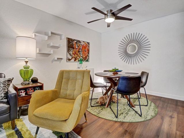 701 Los Felices Circle W 114, Palm Springs, CA 92262