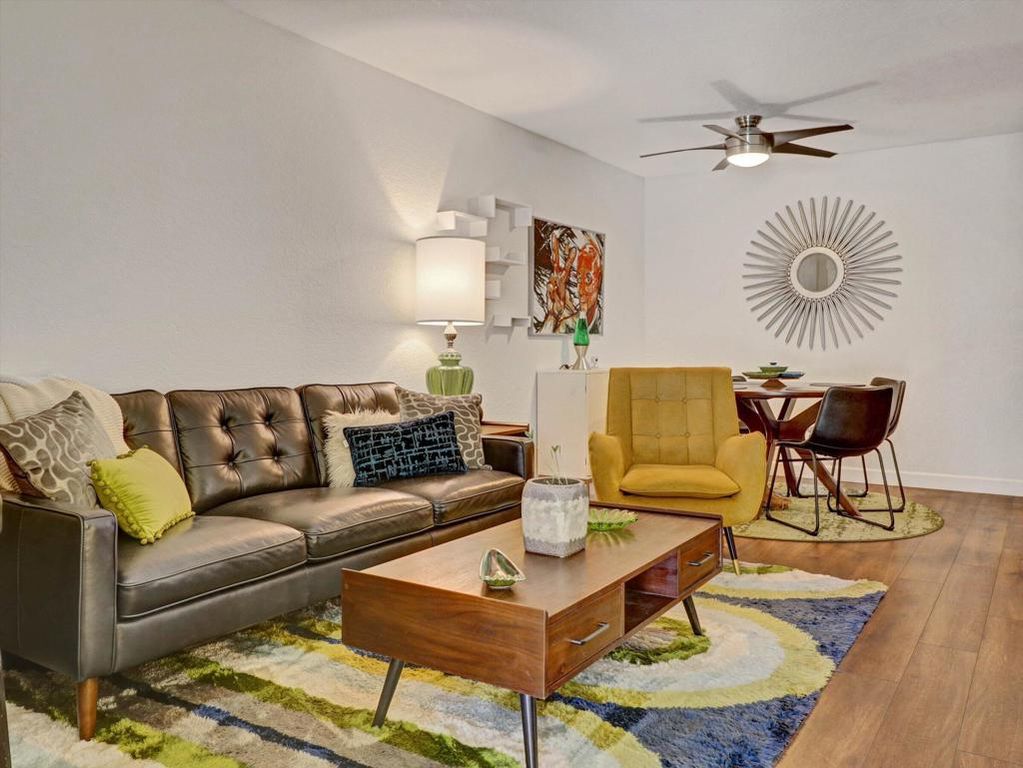 701 Los Felices Circle W 114, Palm Springs, CA 92262