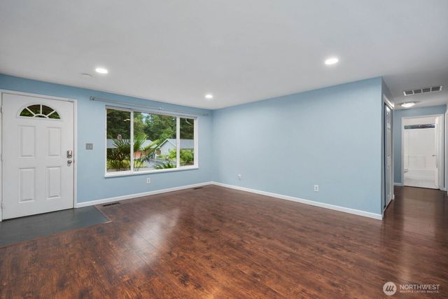 2010 Ponderosa Drive SE, Port Orchard, WA 98366