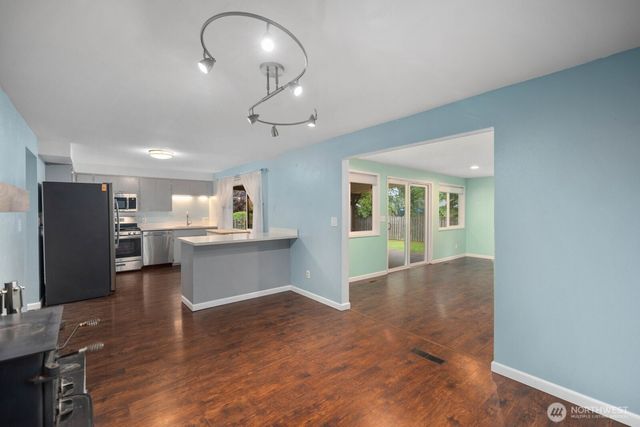 2010 Ponderosa Drive SE, Port Orchard, WA 98366