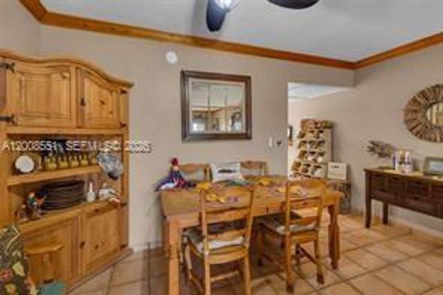 3050 NE 48th Ct 405, Lighthouse Point, FL 33064