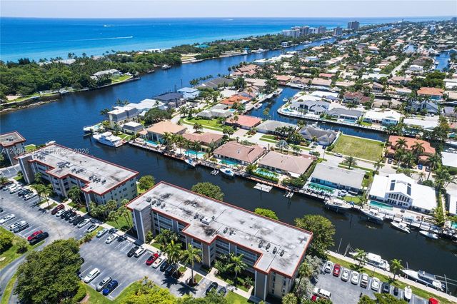 3050 NE 48th Ct 405, Lighthouse Point, FL 33064